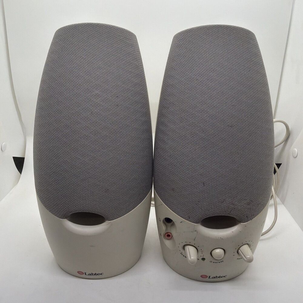 Pair of Labtec White Wired computer speakers Labtec LCS-1060. Tested & Working
